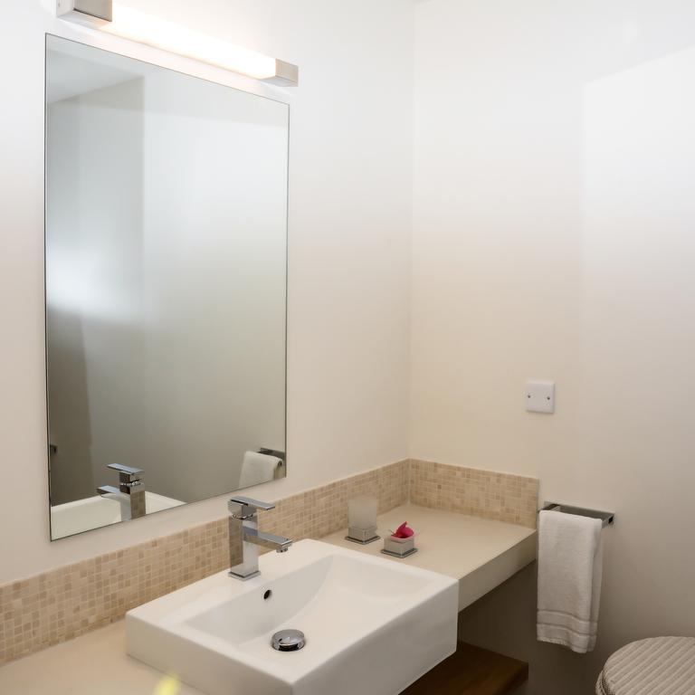 Cap Ouest By Horizon Holidays Flic-en-Flacq Exteriör bild